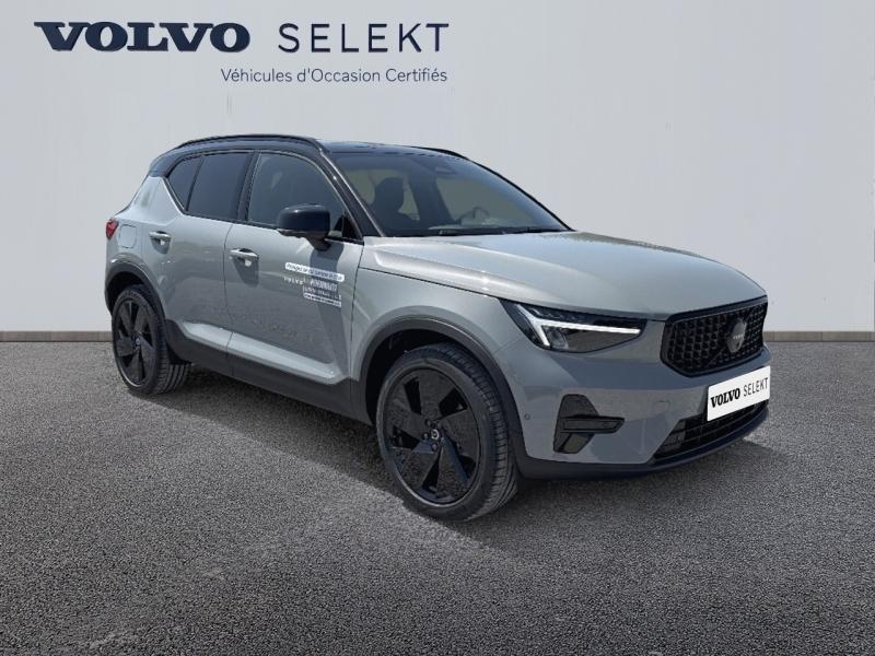 Photo VOLVO XC40 B3 163ch Black Edition DCT 7