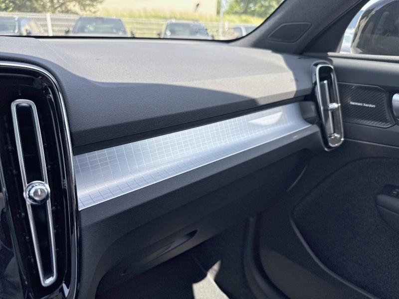Image VOLVO XC40 B3 163ch Black Edition DCT 7