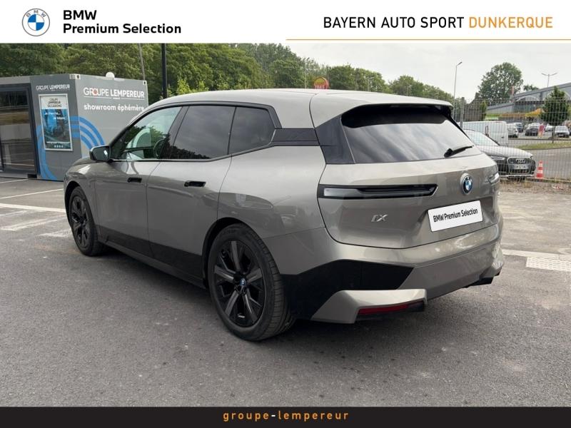 Image BMW iX xDrive50 523ch