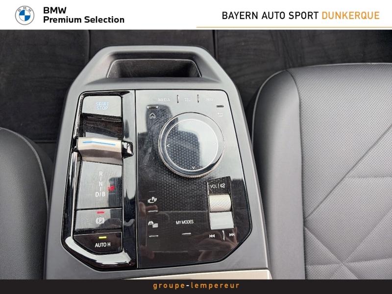 Image BMW iX xDrive50 523ch