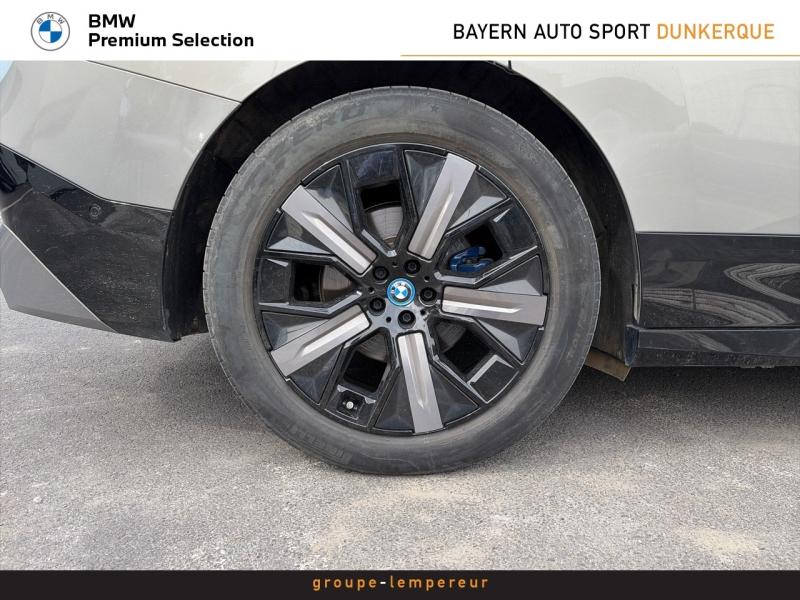 Image BMW iX xDrive50 523ch
