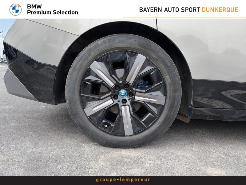Image BMW iX xDrive50 523ch