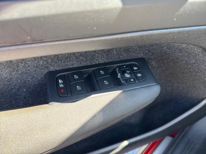 Image VOLVO C40 Recharge 231ch Start