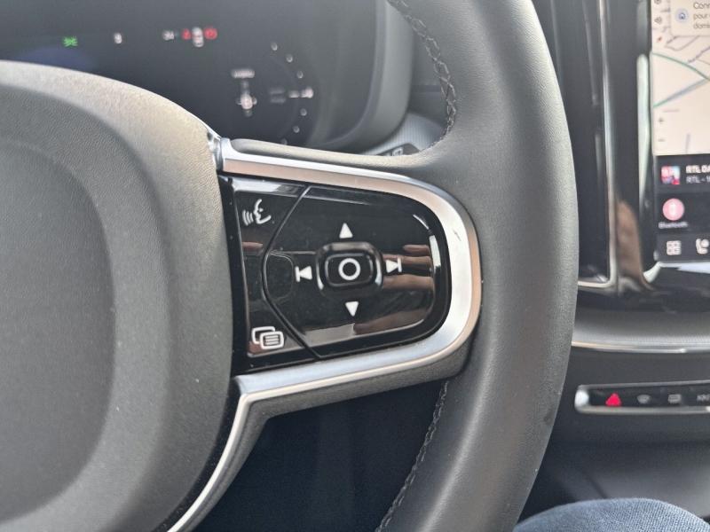 Image VOLVO XC60 T6 Hybride Rechargeable 253 + 145ch Ultra Style Dark Geartronic 8 AWD