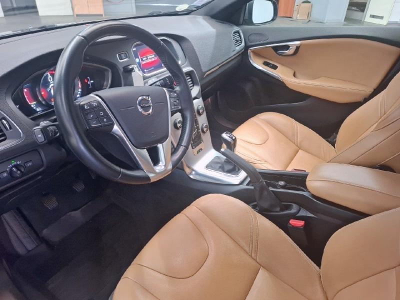 Image VOLVO V40 D3 150ch Inscription