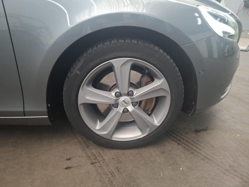 Image VOLVO V40 D3 150ch Inscription