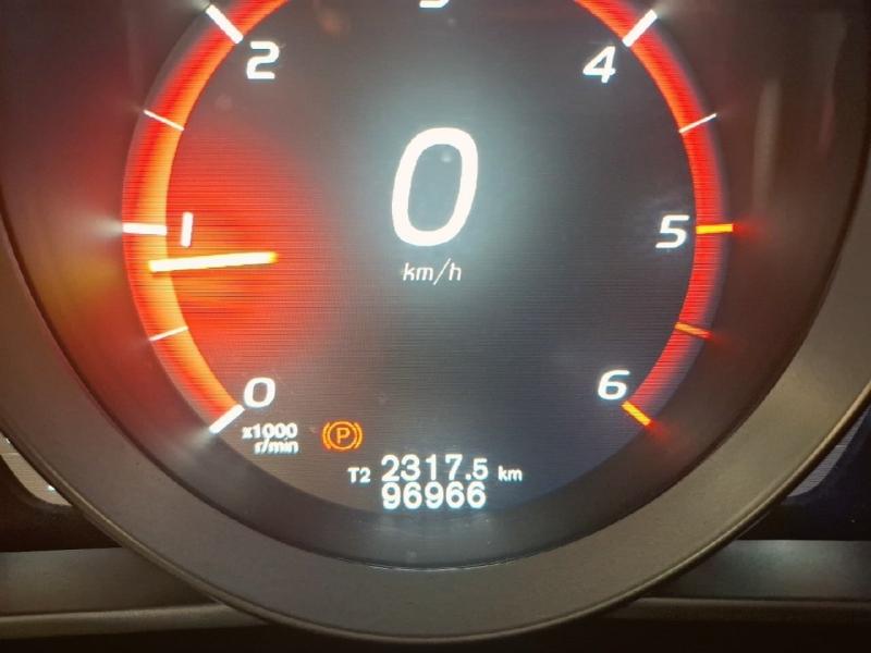 Image VOLVO V40 D3 150ch Inscription