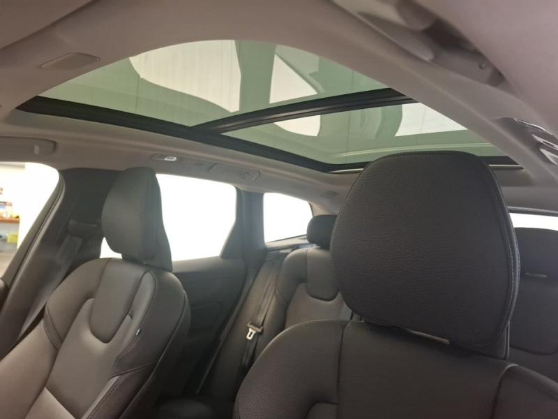 Image VOLVO XC60 T6 Hybride Rechargeable 253 + 145ch Plus Style Dark Geartronic 8 AWD