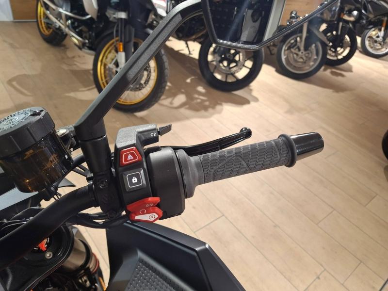 Image KTM Super Duke Super Duke 1390 R