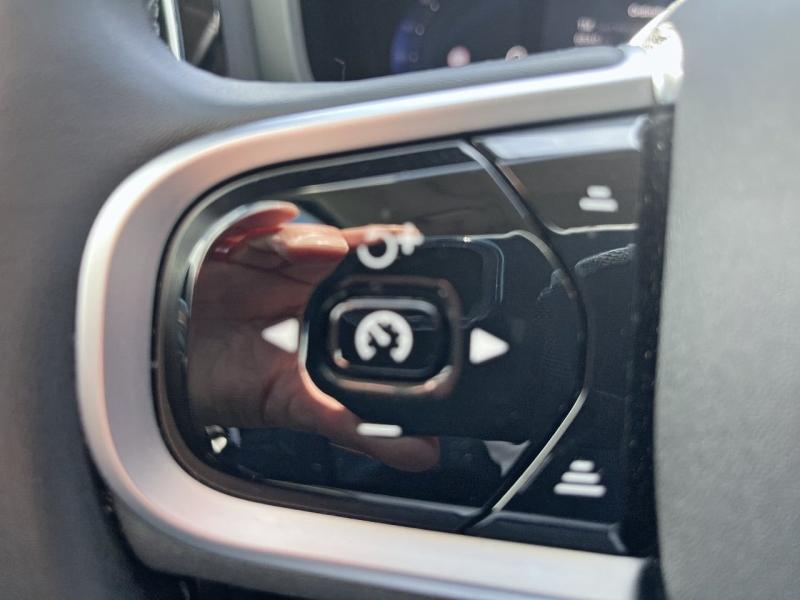 Image VOLVO V60 B4 197ch Plus Style Dark DCT 7