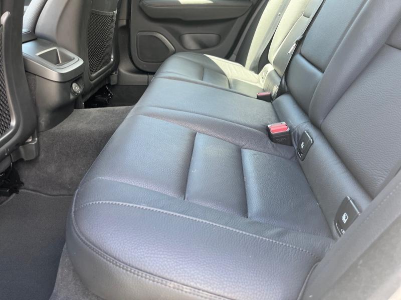Image VOLVO V60 B4 197ch Plus Style Dark DCT 7