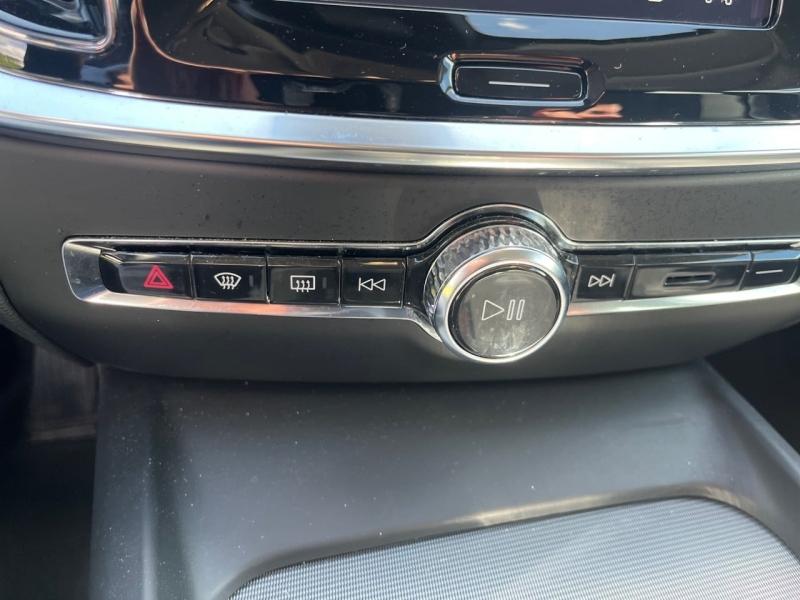 Image VOLVO V60 B4 197ch Plus Style Dark DCT 7