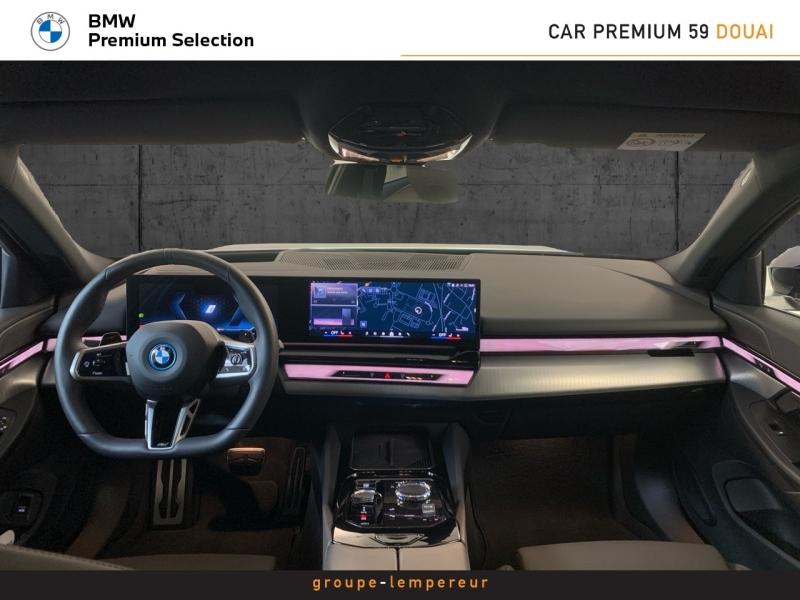 Image BMW Série 5 550e 489ch M Sport xDrive