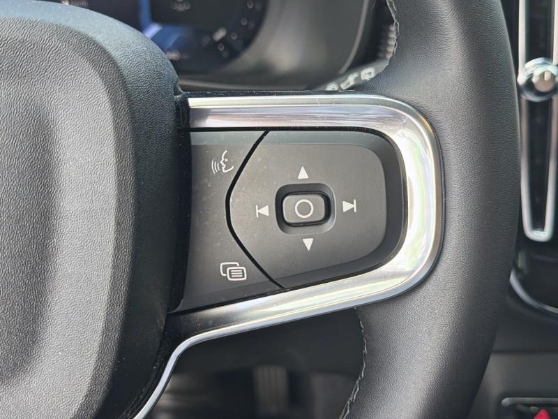Image VOLVO XC40 B3 163ch Ultra DCT 7