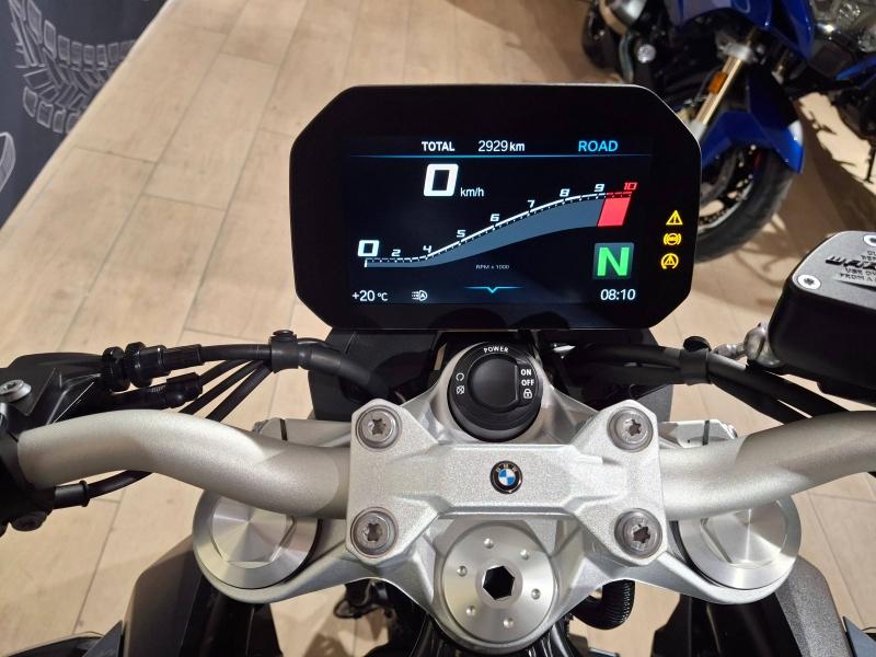 Image BMW F F 900 R A2