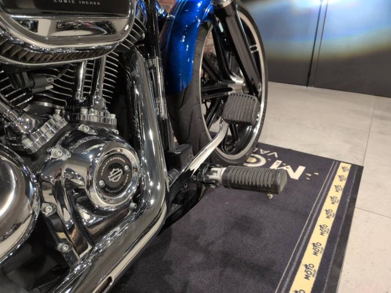 Image HARLEY-DAVIDSON Softail Breakout Softail Breakout 1868 Custom Paint 2020