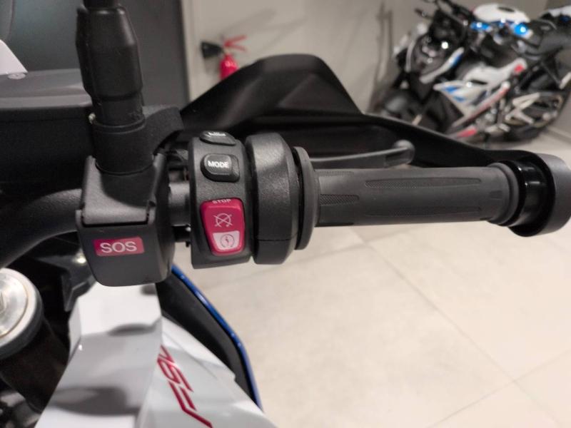 Image BMW F F 900 XR 2025