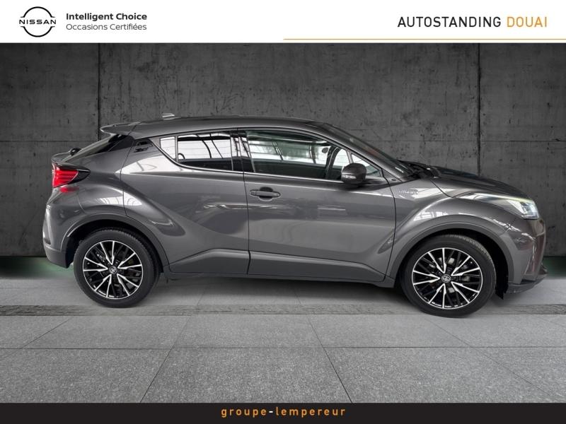 Image TOYOTA C-HR 122h Distinctive 2WD E-CVT MY20