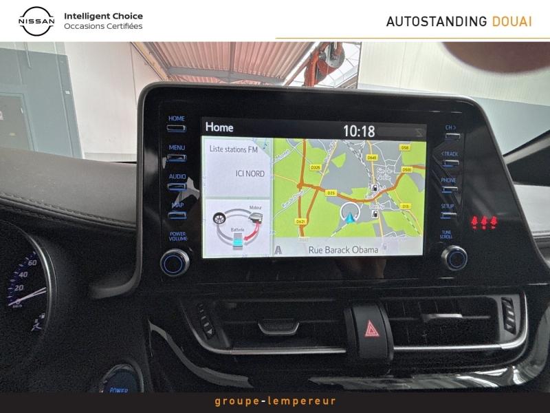 Image TOYOTA C-HR 122h Distinctive 2WD E-CVT MY20