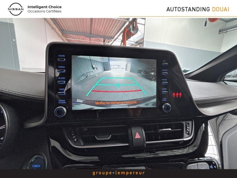 Image TOYOTA C-HR 122h Distinctive 2WD E-CVT MY20