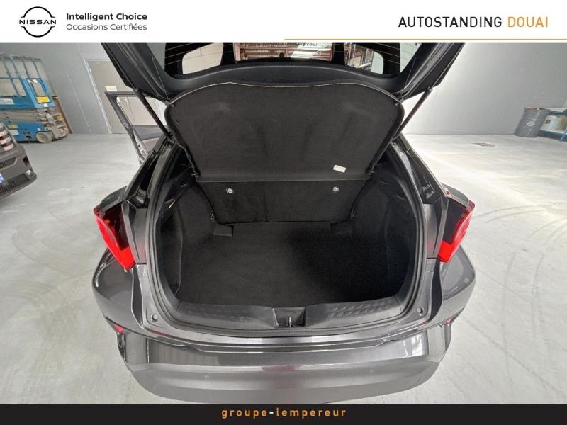 Image TOYOTA C-HR 122h Distinctive 2WD E-CVT MY20