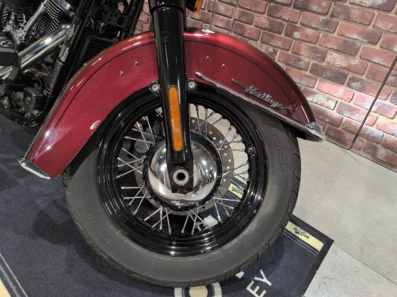 Image HARLEY-DAVIDSON Soft. Herit. Classic Softail Heritage Classic 1868 Couleur ABS 2018