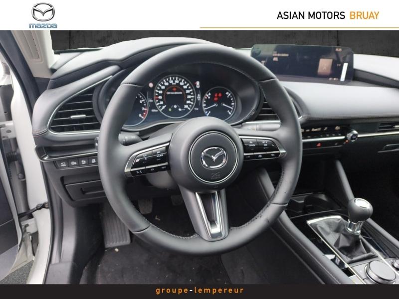 Image MAZDA Mazda 3 Berline 2.0 e-SKYACTIV-X M-Hybrid 186ch Exclusive Line 2025 Euro6e