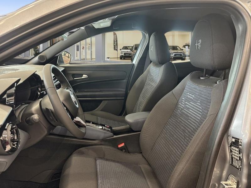 Image ALFA ROMEO Junior 1.2 Ibrida 145ch Techno e-DCT6