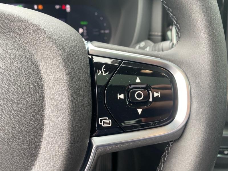 Image VOLVO XC60 T6 Hybride Rechargeable 253 + 145ch Black Edition Geartronic 8 AWD