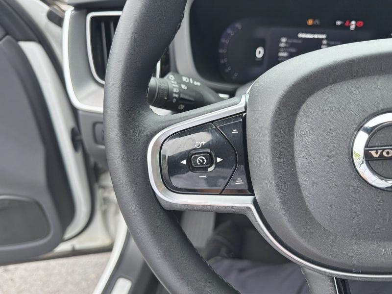 Image VOLVO XC60 T6 AWD 253 + 87ch R-Design Geartronic