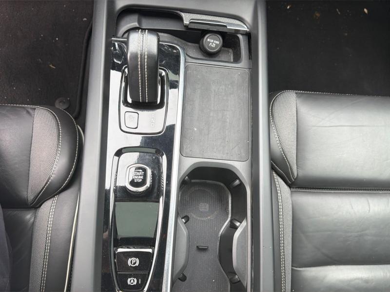 Image VOLVO XC60 T6 AWD 253 + 87ch R-Design Geartronic