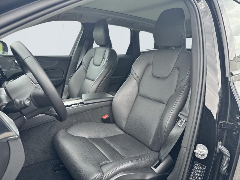 Image VOLVO XC60 T6 Hybride Rechargeable 253 + 145ch Plus Style Dark Geartronic 8 AWD