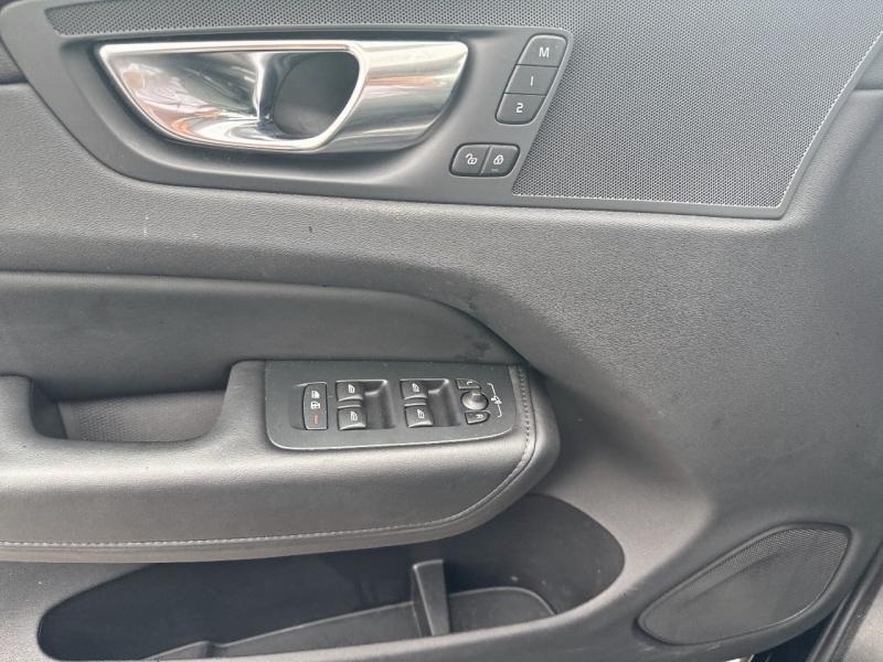 Image VOLVO XC60 T6 Hybride Rechargeable 253 + 145ch Plus Style Dark Geartronic 8 AWD