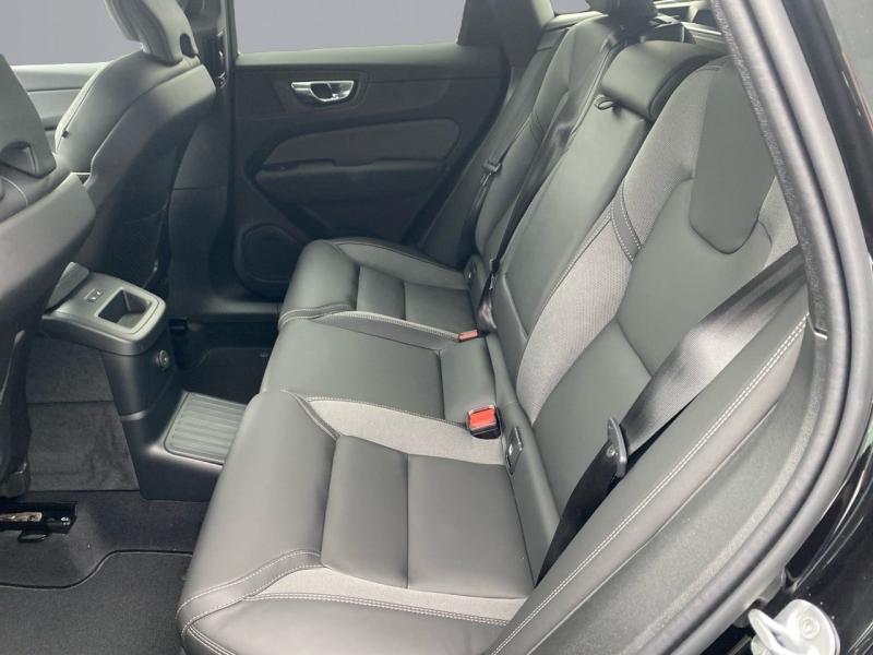 Image VOLVO XC60 T6 Hybride Rechargeable 350ch Black Edition Geartronic 8 AWD