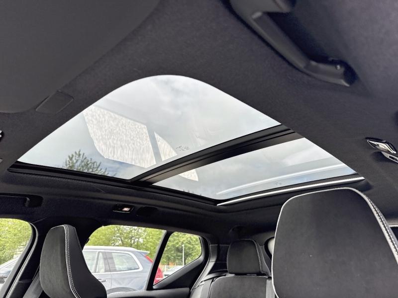 Image VOLVO EX40 Single Extended Range 252ch Black Edition