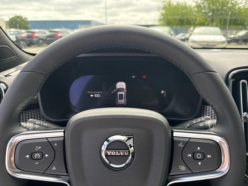 Image VOLVO EX40 Single Extended Range 252ch Black Edition