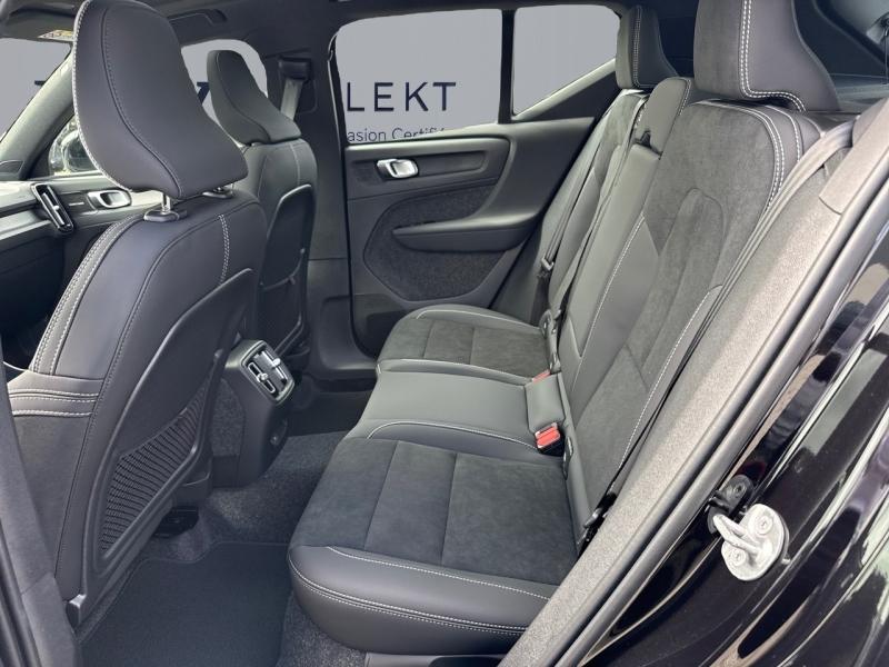 Image VOLVO EX40 Single Extended Range 252ch Black Edition