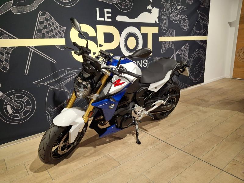 Image BMW F F 900 R A2