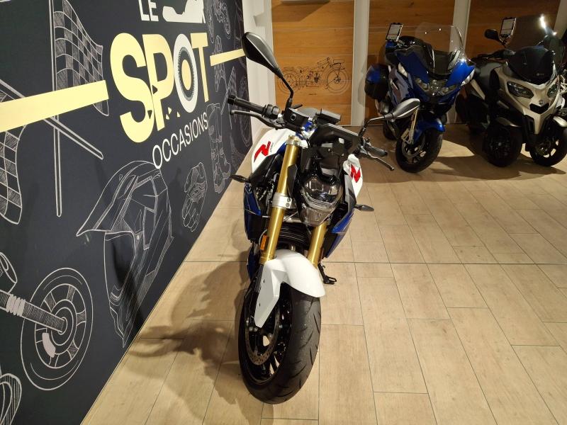 Image BMW F F 900 R A2