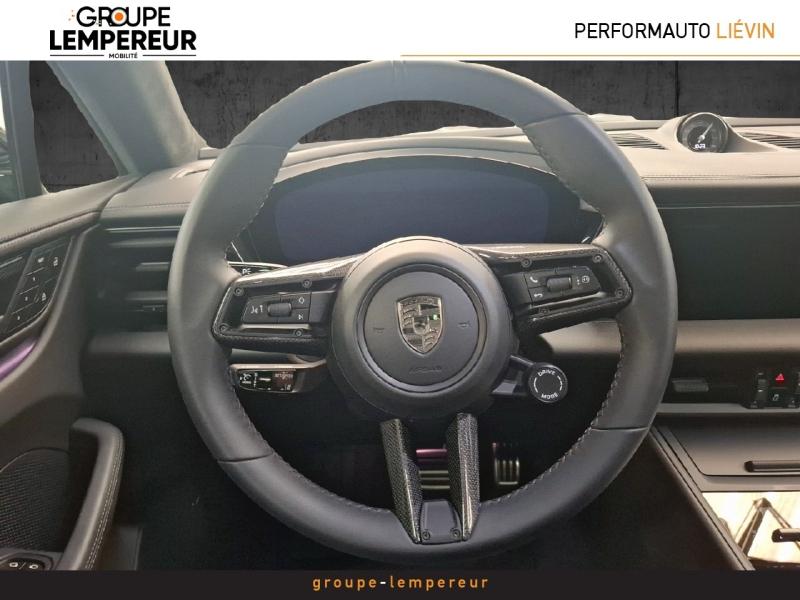 Image PORSCHE Macan 639ch Turbo MY25