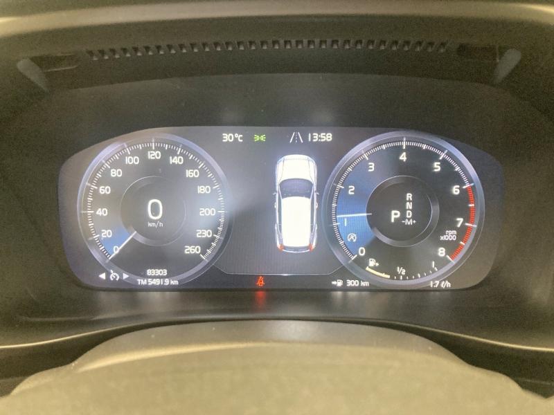 Image VOLVO XC40 T2 129ch BUSINESS Geartronic 8