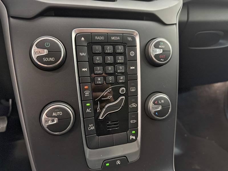 Image VOLVO V40 T2 122ch Momentum Geartronic