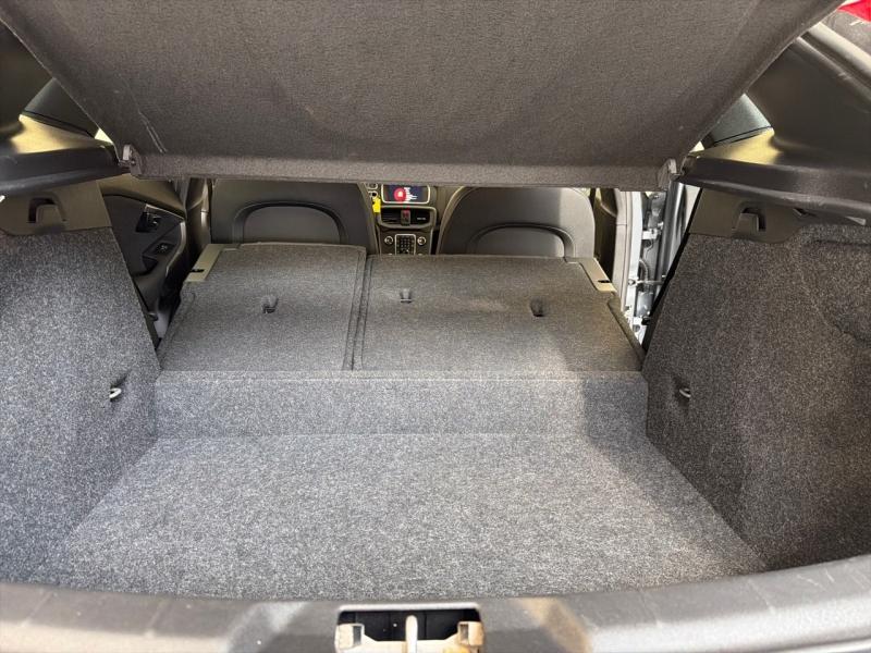 Image VOLVO V40 T2 122ch Momentum Geartronic