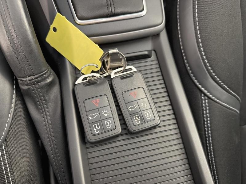 Image VOLVO V40 T2 122ch Momentum Geartronic