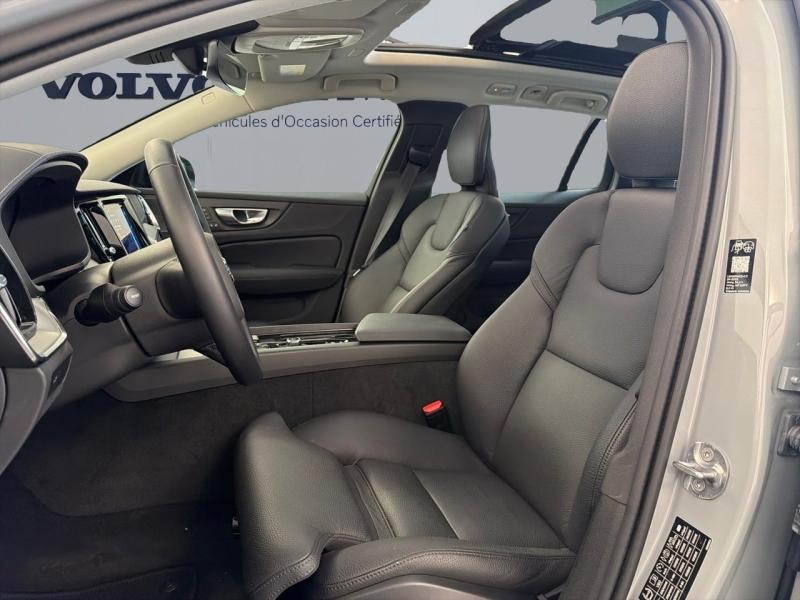 Image VOLVO V60 B4 197ch Plus Style Dark DCT 7