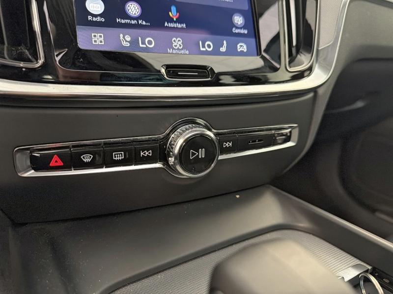 Image VOLVO V60 B4 197ch Plus Style Dark DCT 7