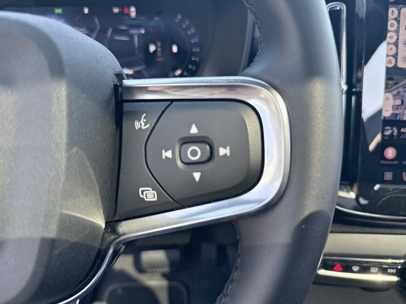 Image VOLVO XC40 B3 163ch Black Edition DCT 7