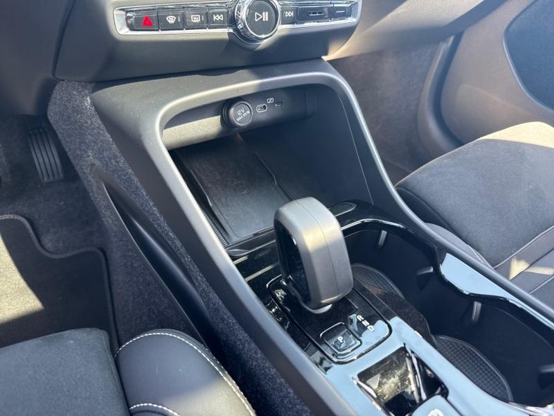 Image VOLVO XC40 B3 163ch Black Edition DCT 7