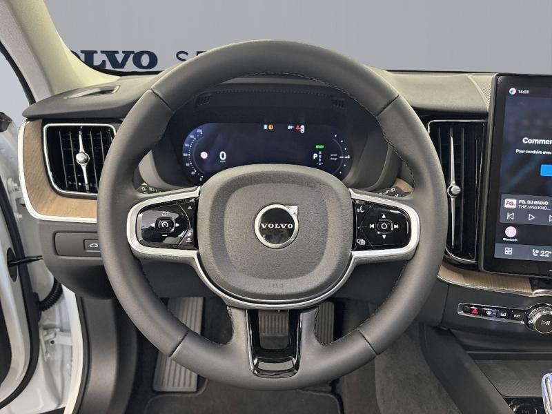 Image VOLVO XC60 T6 Hybride Rechargeable 350ch Plus Style Dark Geartronic 8 AWD
