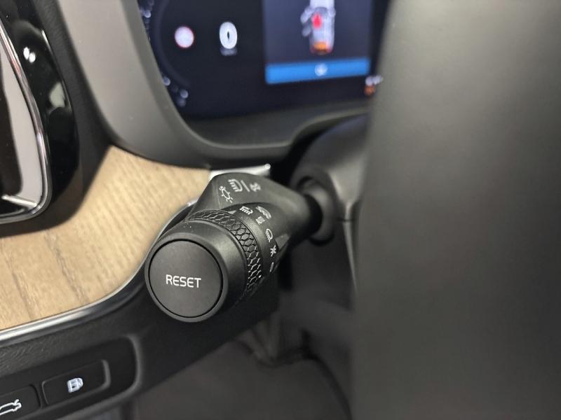 Image VOLVO XC60 T6 Hybride Rechargeable 350ch Plus Style Dark Geartronic 8 AWD